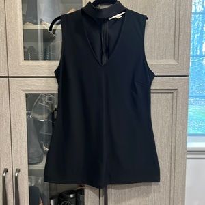 Sleeveless blouse